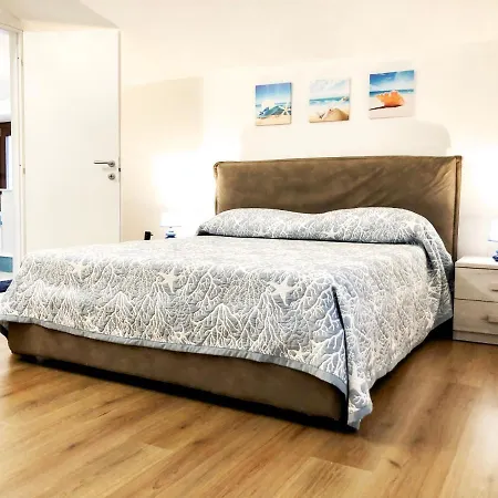 Algherolux -free Secure Gated Parking For Cars And Motorbikes 3* Alghero