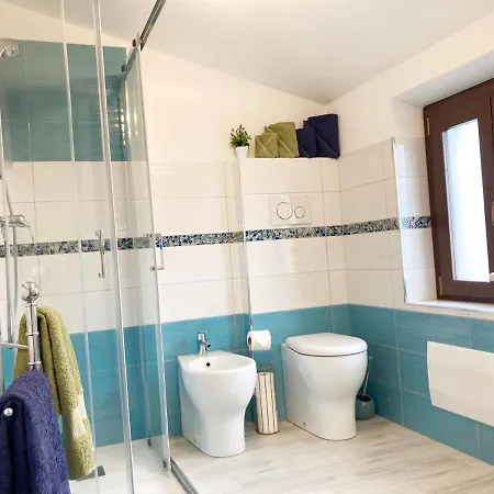 Guest house Algherolux -free Secure Gated Parking For Cars And Motorbikes 3*