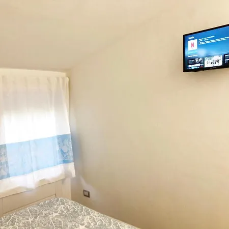 Algherolux -free Secure Gated Parking For Cars And Motorbikes 3*